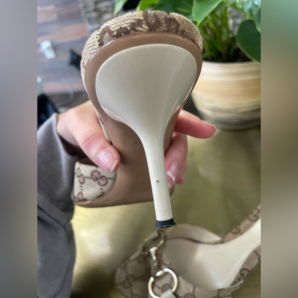 SOLD Gucci GG pattern Mules size 6 - Picture 3 of 7